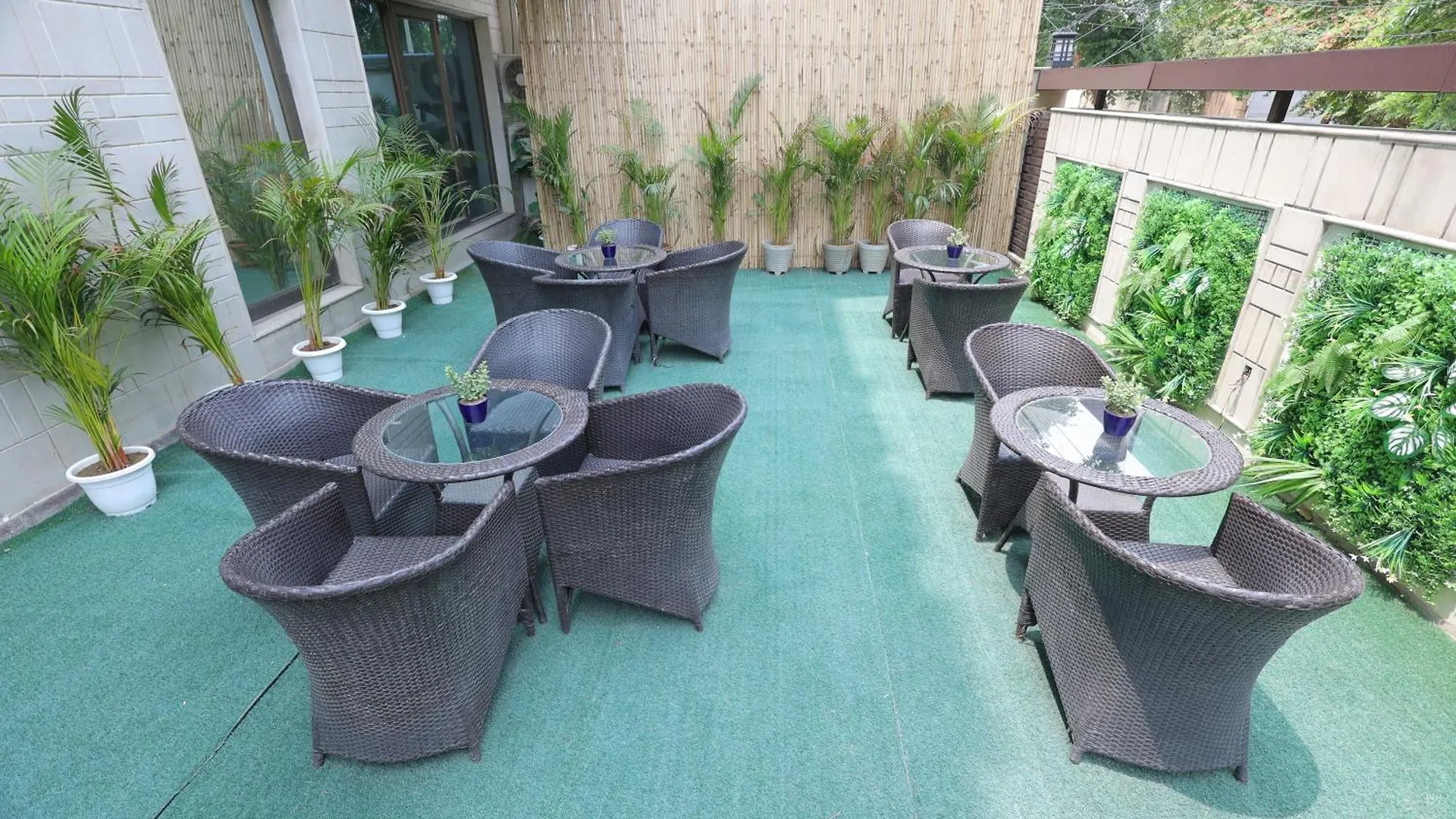 Hotel Aliste Millennium City Center Gurgaon