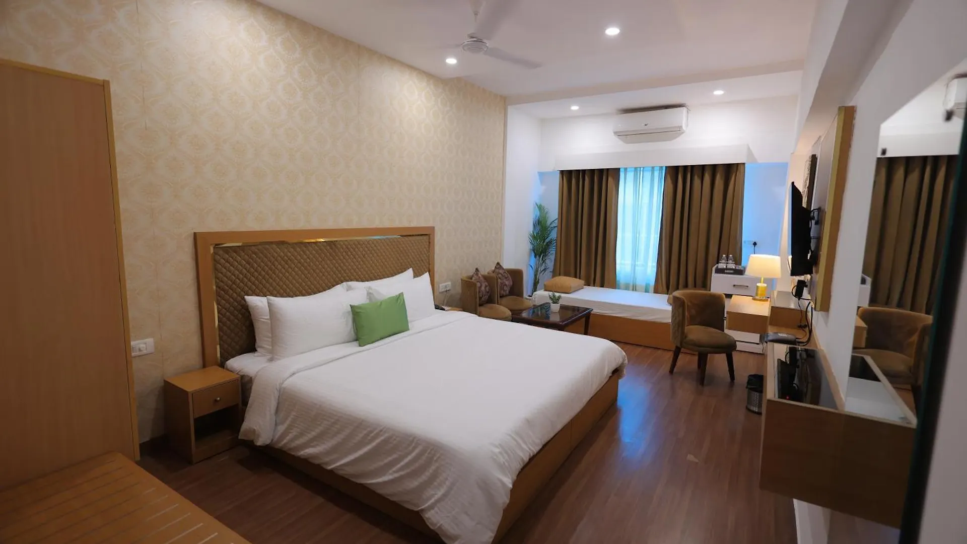 Aliste Millennium City Center Gurgaon Hotel
