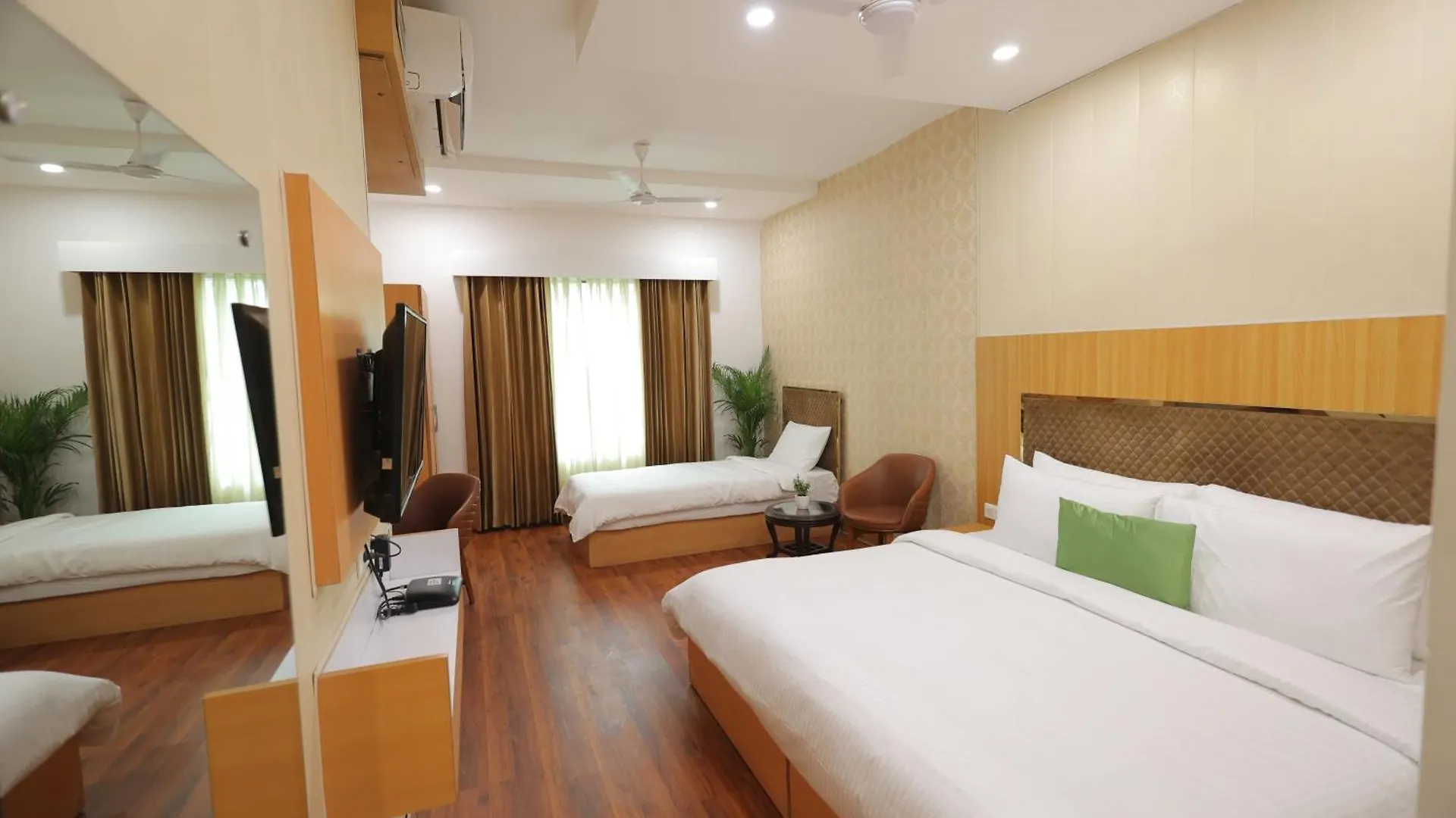 *** Hotel Aliste Millennium City Center Gurgaon Indien